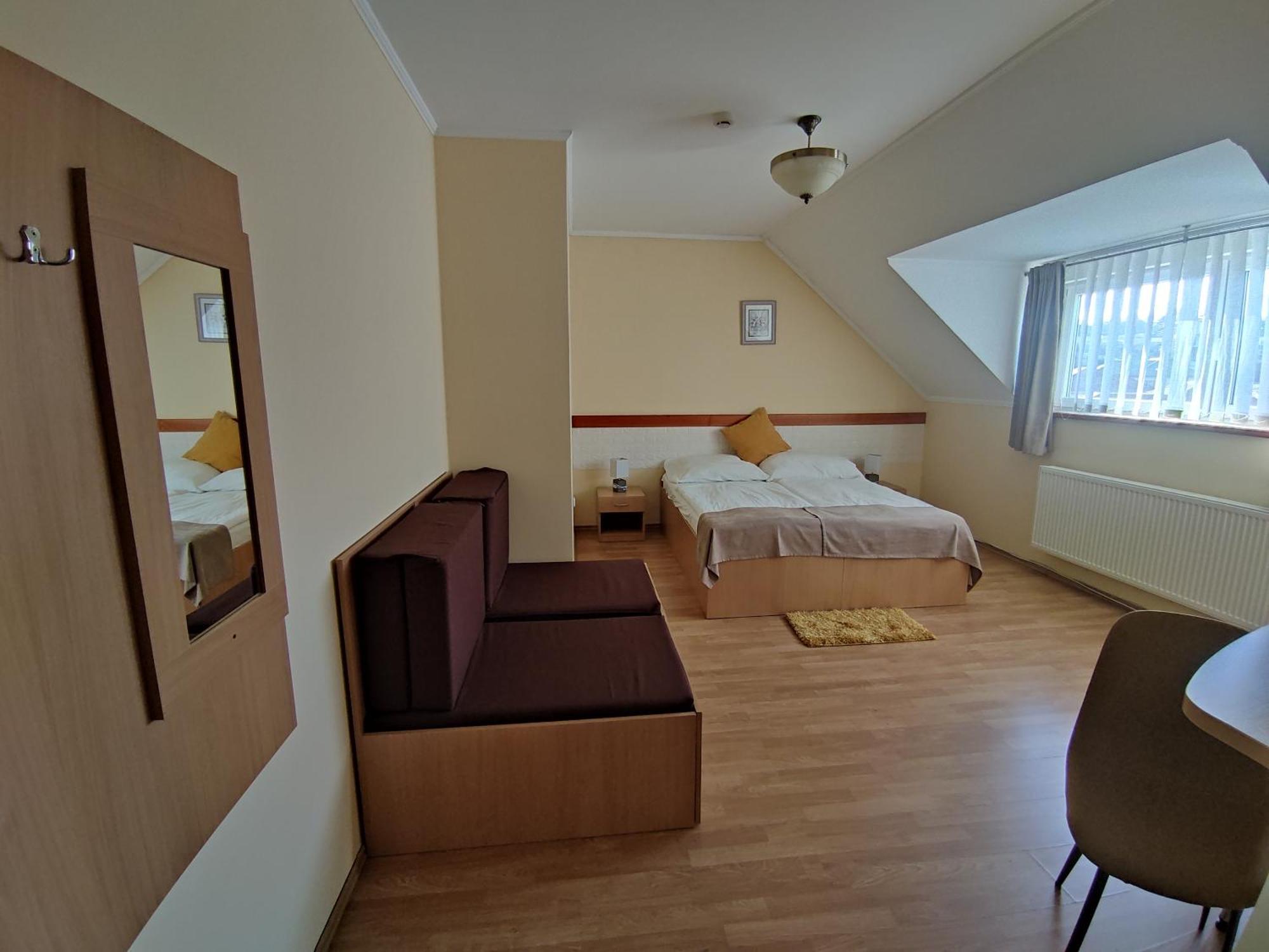 Invest Vendeghaz Bed & Breakfast Eger Cameră foto